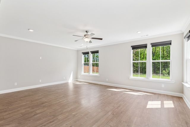 7205 Lake Rd, Fairview, TN 37062