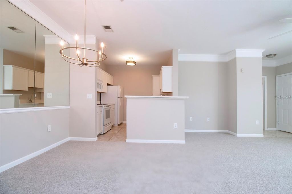 Image 8 of property listing at 4802 51ST STREET W 1421, Bradenton, FL 34210