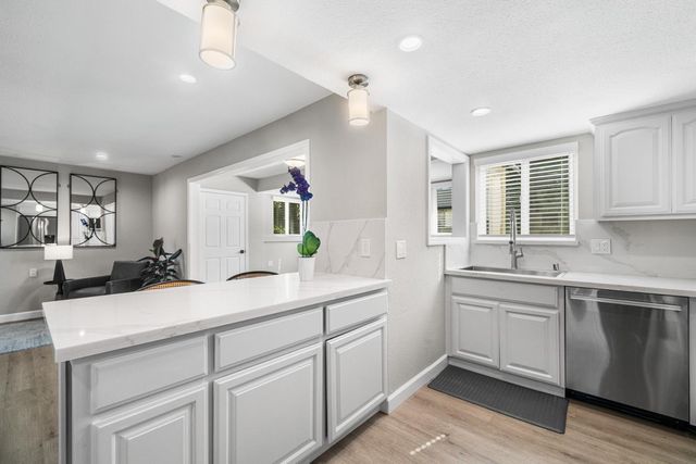 14225 Lora Drive 56, Los Gatos, CA 95032