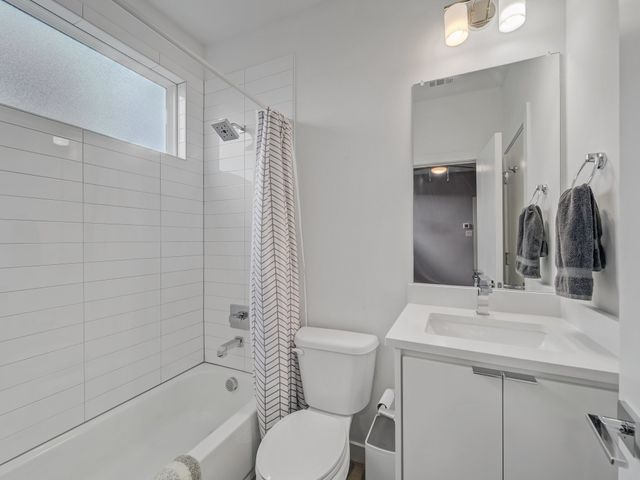 1510 N Washington Avenue 102, Dallas, TX 75204