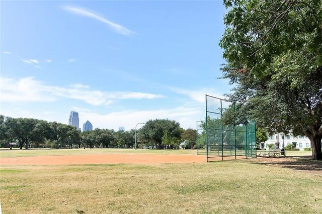 1510 N Washington Avenue 102, Dallas, TX 75204