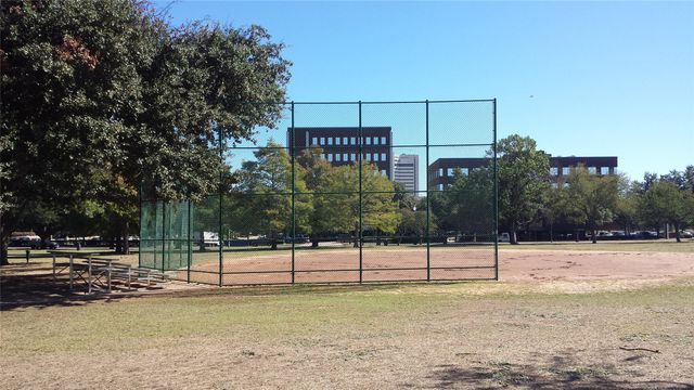 1510 N Washington Avenue 102, Dallas, TX 75204