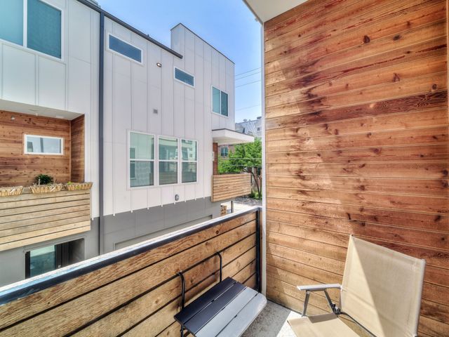 1510 N Washington Avenue 102, Dallas, TX 75204