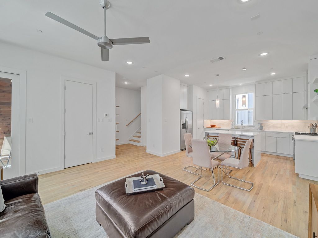 1510 N Washington Avenue 102, Dallas, TX 75204