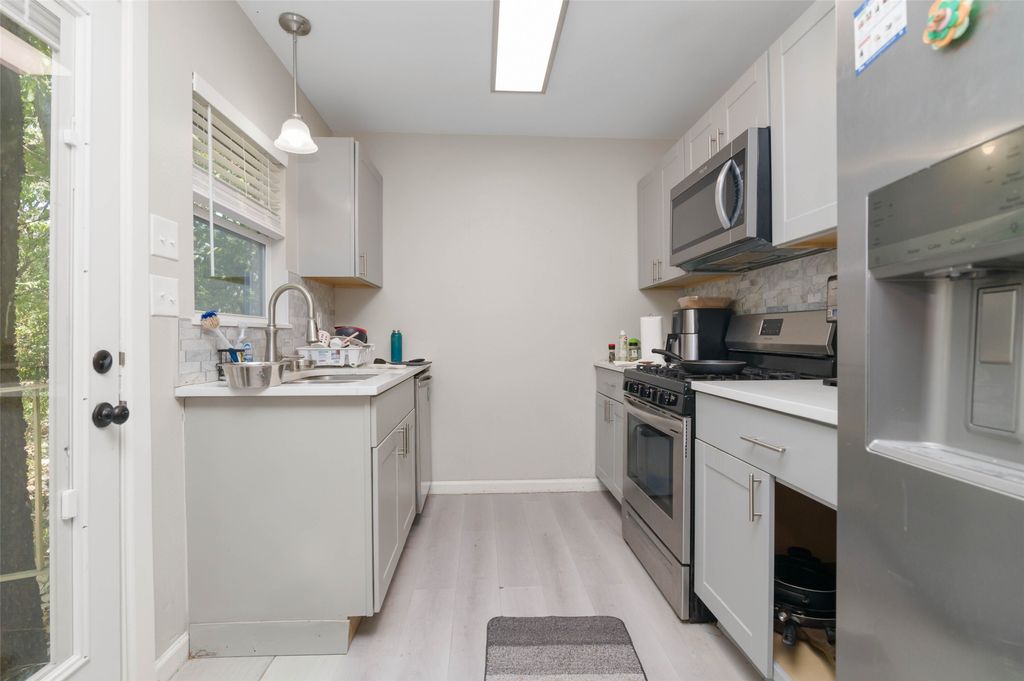 608 Westway Street, Denton, TX 76201 — photo 2