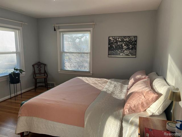 1820 Evergreen Drive, Royal Oak, MI 48073