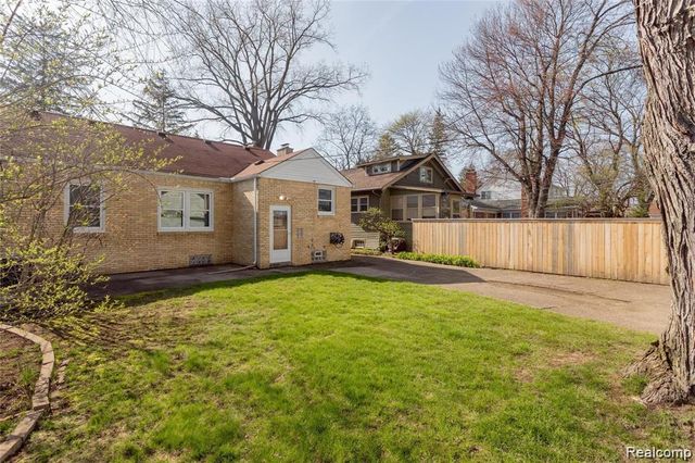 1820 Evergreen Drive, Royal Oak, MI 48073