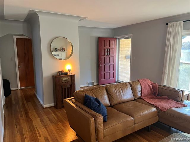 1820 Evergreen Drive, Royal Oak, MI 48073