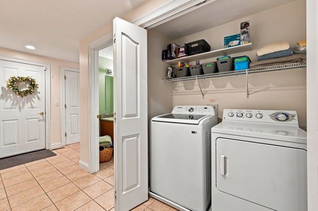 34 Dovetail Lane, Dover, NH 03820