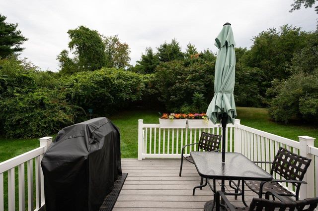 34 Dovetail Lane, Dover, NH 03820