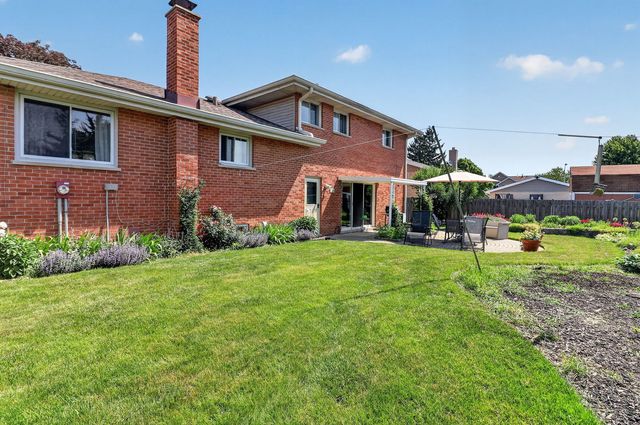 540 W Potter Street, Wood Dale, IL 60191