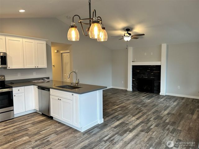 400 Malibu Street SW, Ocean Shores, WA 98569