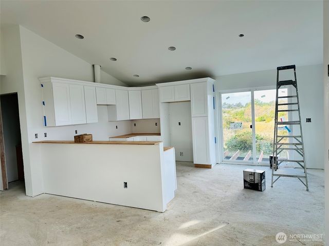 400 Malibu Street SW, Ocean Shores, WA 98569