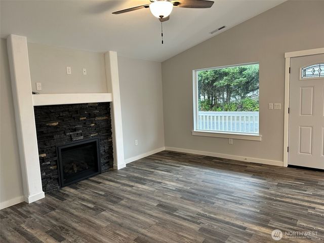 400 Malibu Street SW, Ocean Shores, WA 98569