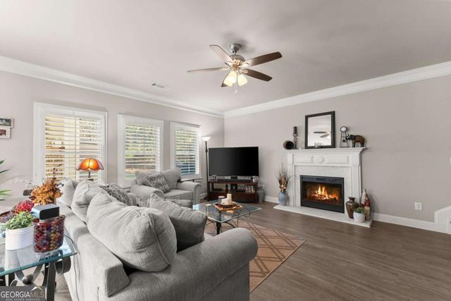 472 Miracle Court, Hoschton, GA 30548