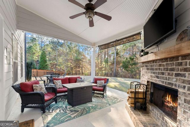 472 Miracle Court, Hoschton, GA 30548