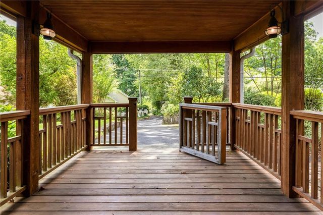 806 Tanner Drive, Scottdale, GA 30079