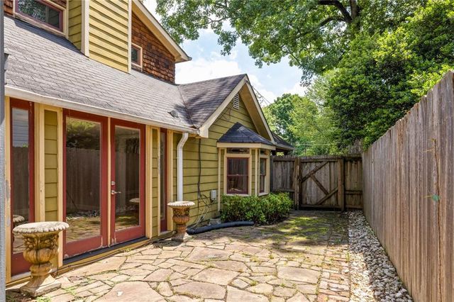 806 Tanner Drive, Scottdale, GA 30079