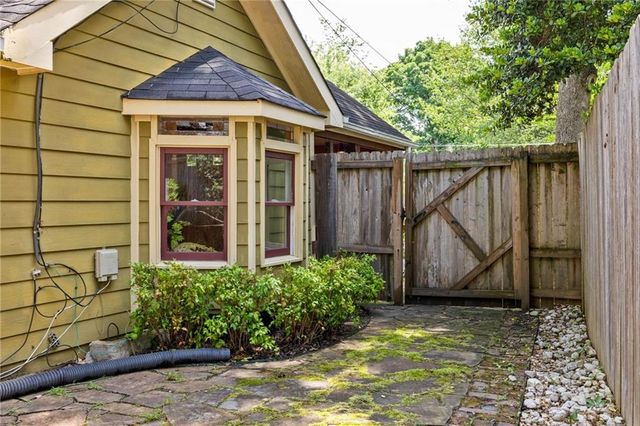 806 Tanner Drive, Scottdale, GA 30079