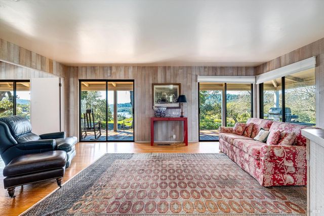 1740 Conn Valley Rd, St. Helena, CA 94574