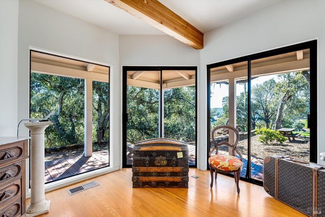 1740 Conn Valley Rd, St. Helena, CA 94574