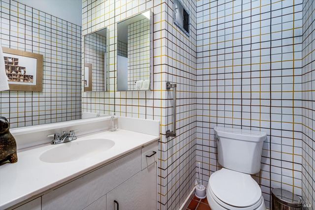 1740 Conn Valley Rd, St. Helena, CA 94574