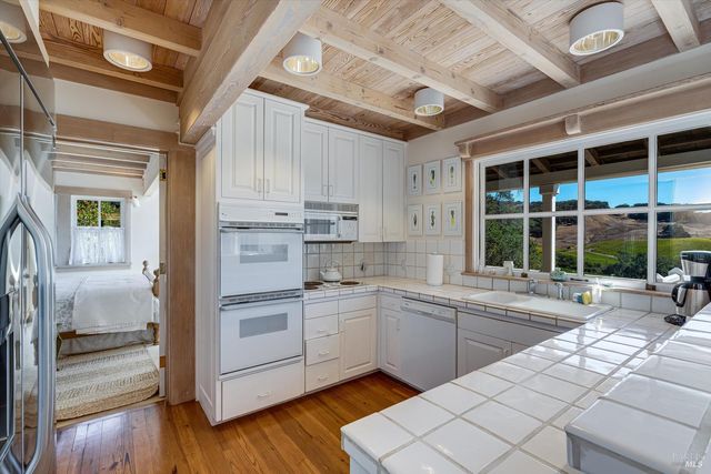 1740 Conn Valley Rd, St. Helena, CA 94574