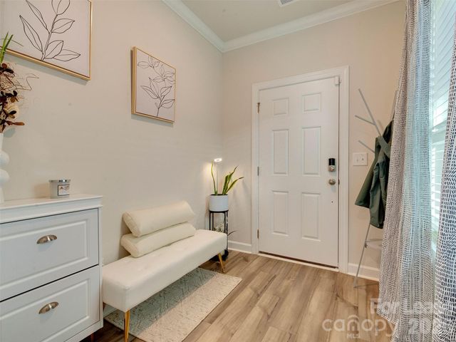 4009 Woodland View Drive, Charlotte, NC 28215