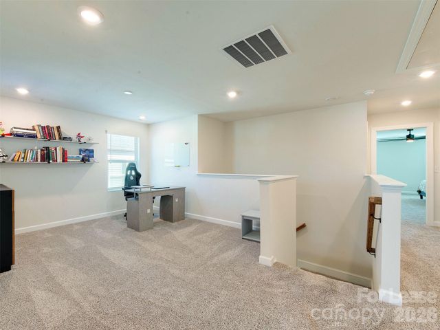 4009 Woodland View Drive, Charlotte, NC 28215