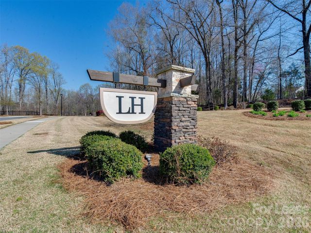 4009 Woodland View Drive, Charlotte, NC 28215