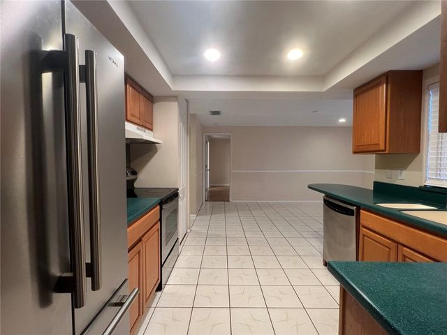 606 CEDAR GROVE DRIVE, Brandon, FL 33511