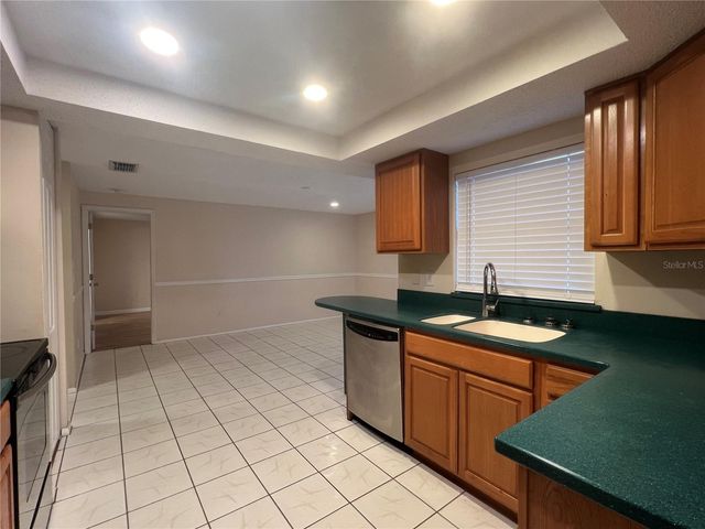 606 CEDAR GROVE DRIVE, Brandon, FL 33511