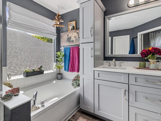 1702 Sicily Drive, Longmont, CO 80503