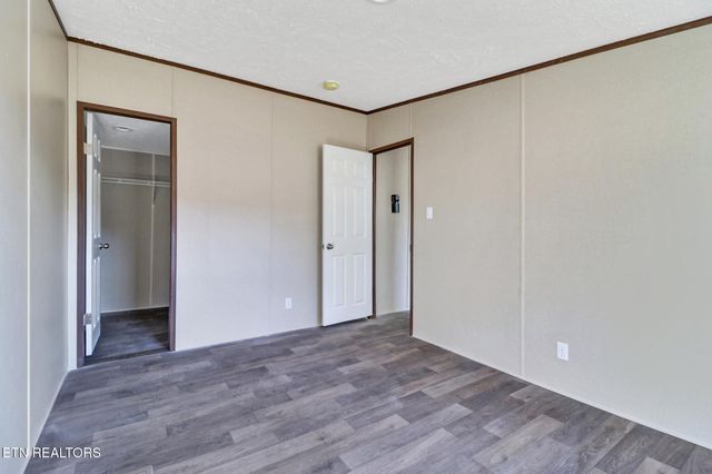 503 College Grove Rd, Rockwood, TN 37854