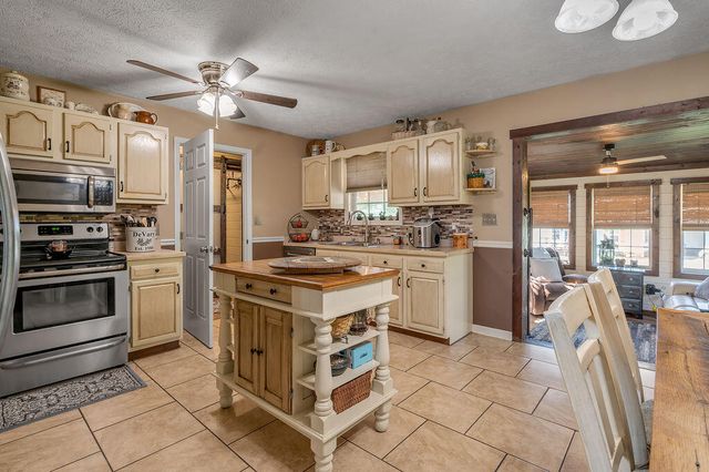 2815 Nest Egg Road, Mt Sterling, KY 40353