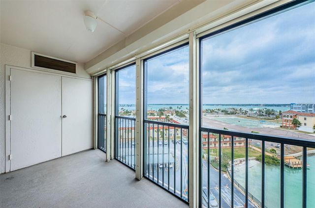 10355 PARADISE BOULEVARD 711, Treasure Island, FL 33706