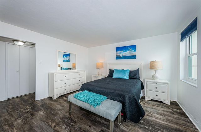 10355 PARADISE BOULEVARD 711, Treasure Island, FL 33706