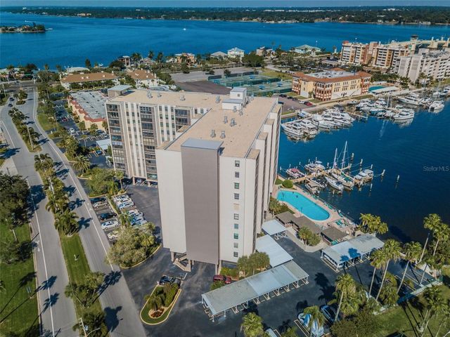 10355 PARADISE BOULEVARD 711, Treasure Island, FL 33706