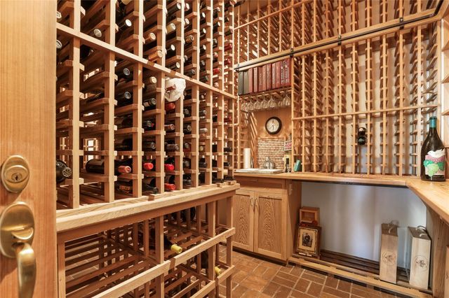 7702 Pleasant Meadow CIR, Austin, TX 78731