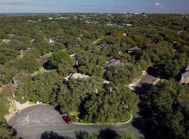 7702 Pleasant Meadow CIR, Austin, TX 78731