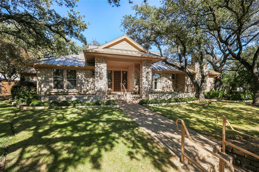 7702 Pleasant Meadow CIR, Austin, TX 78731