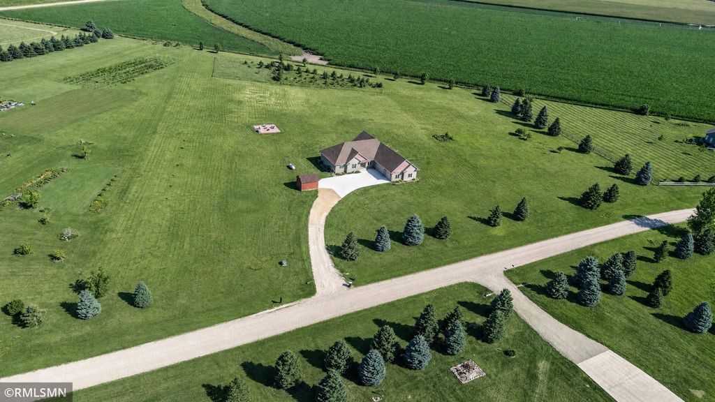30061 Ashby Court, Northfield, MN 55057 — photo 2