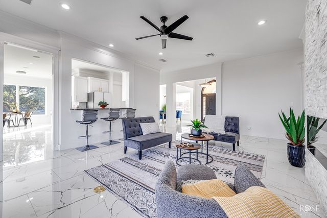 1102 Ashford Dr, San Angelo, TX 76901