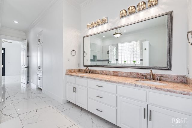 1102 Ashford Dr, San Angelo, TX 76901