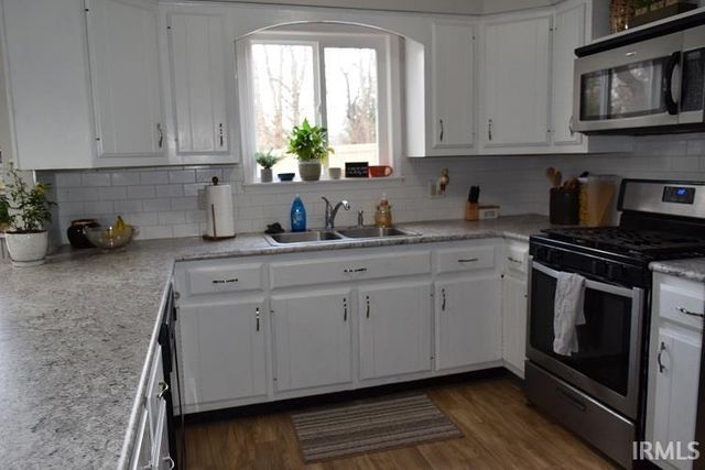 3826 Turf Lane, Fort Wayne, IN 46804