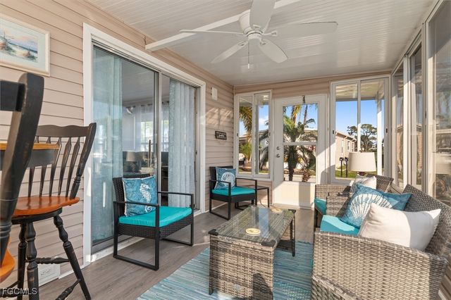 511 Crampton LN, North Fort Myers, FL 33903