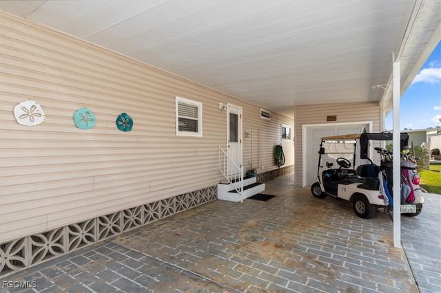 511 Crampton LN, North Fort Myers, FL 33903