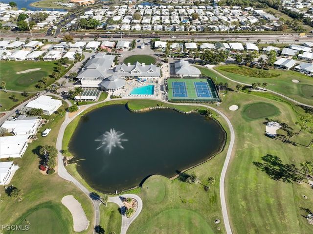 511 Crampton LN, North Fort Myers, FL 33903