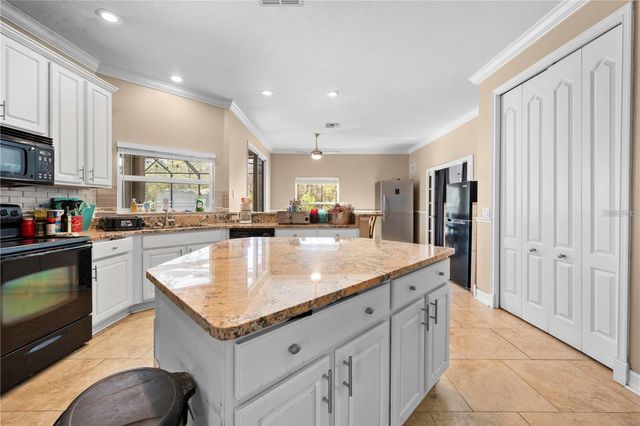 13040 QUIGLEY AVENUE, Weeki Wachee, FL 34614