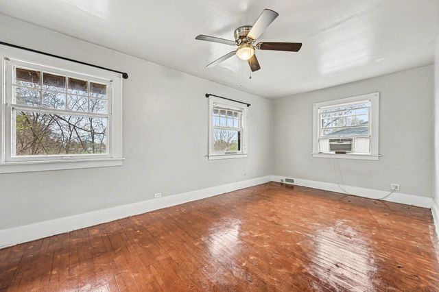 915 Walwood Place, Kalamazoo City, MI 49007